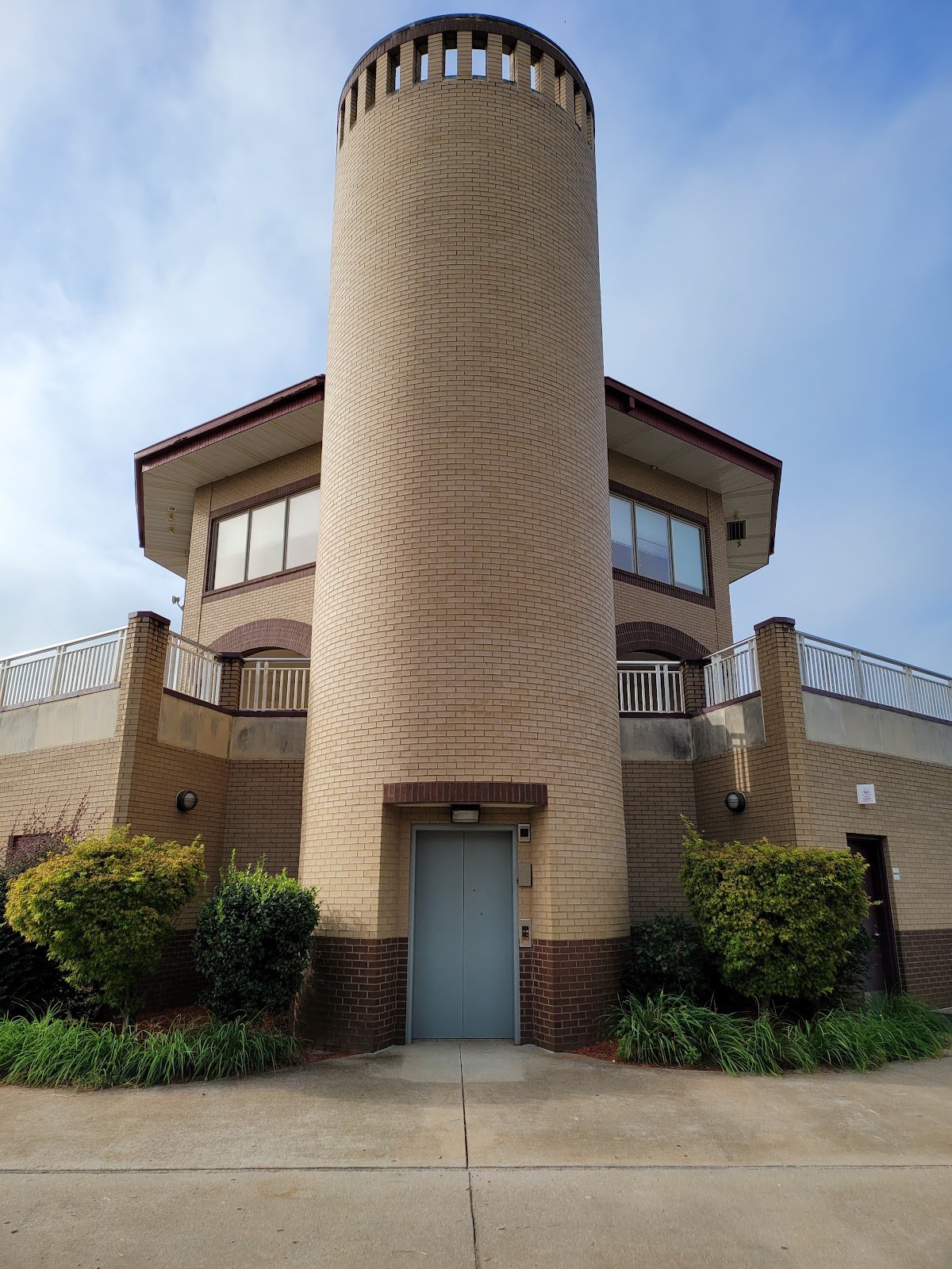 Diamond Lakes Regional Park