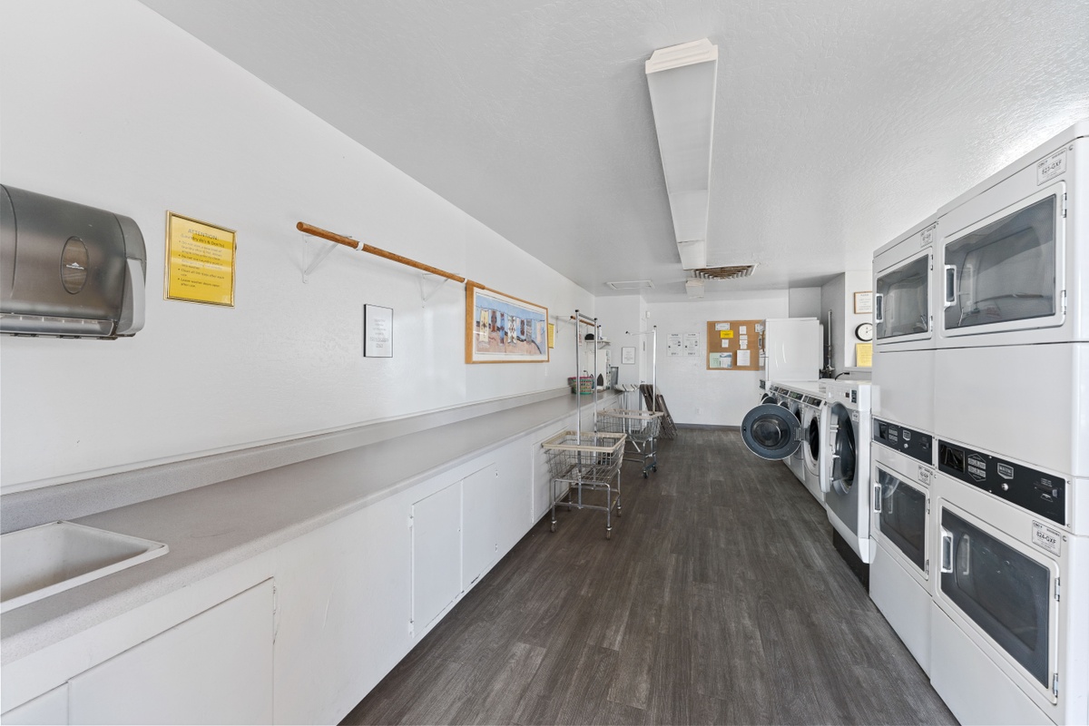 Val Vista Winter Village