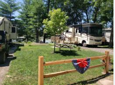 Manor Isle Mobile Home & Extended-Stay RV Park