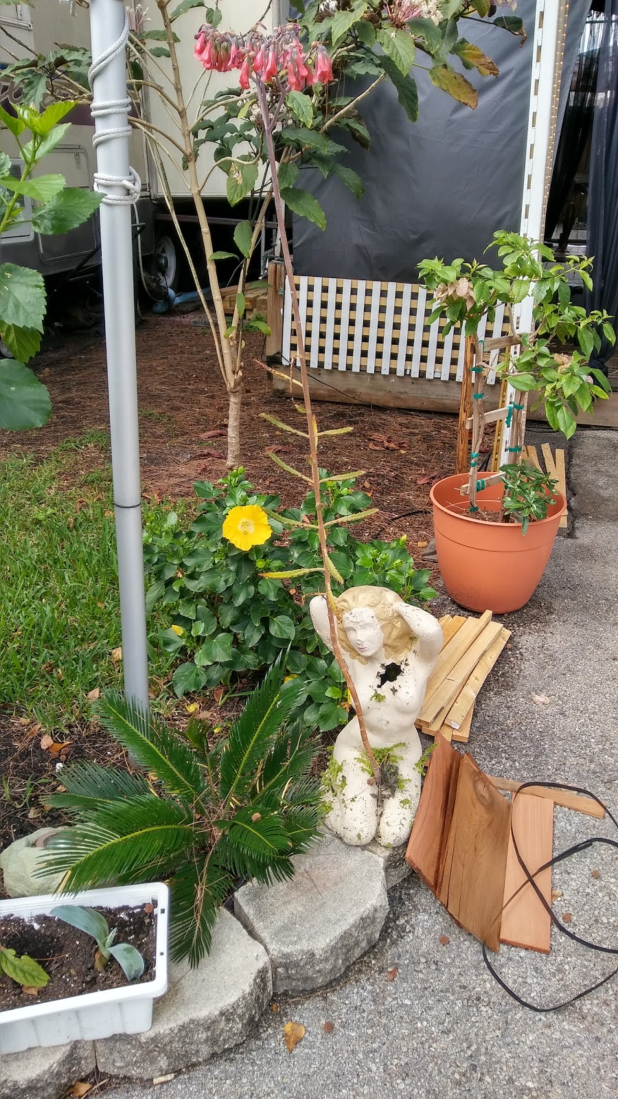 Kozy Kampers Travel Trailer Park