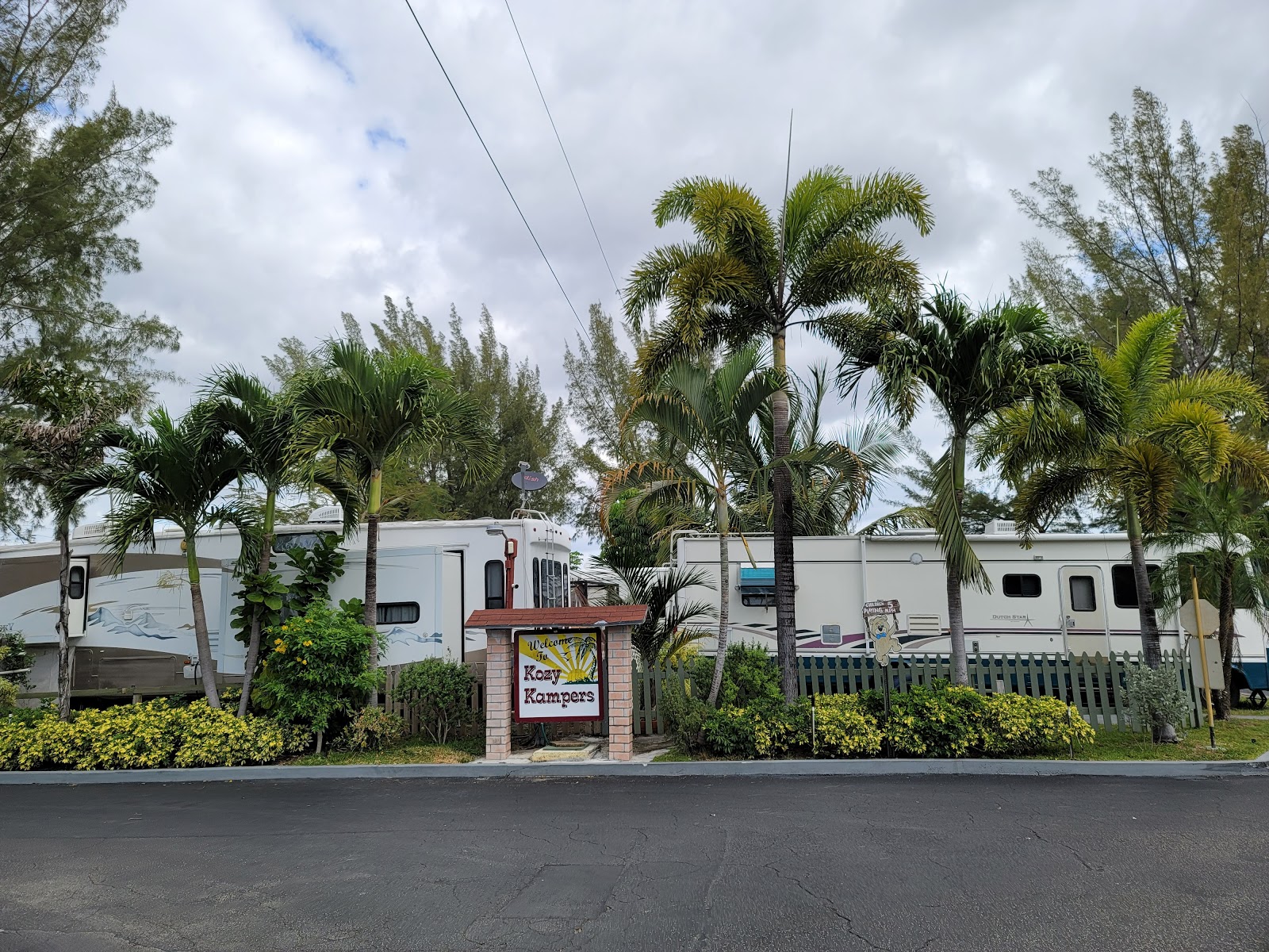 Kozy Kampers Travel Trailer Park