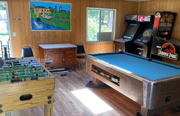 Del Loma RV Park & Campground