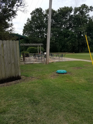 Walnut Lake Country Club