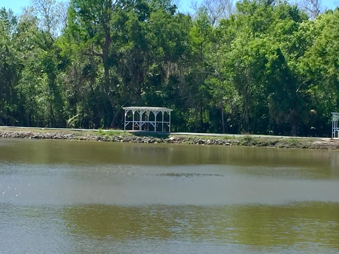 Cracker Lake RV Resort