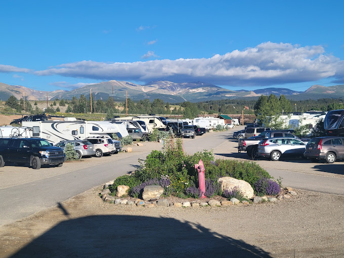 Middlefork RV Resort