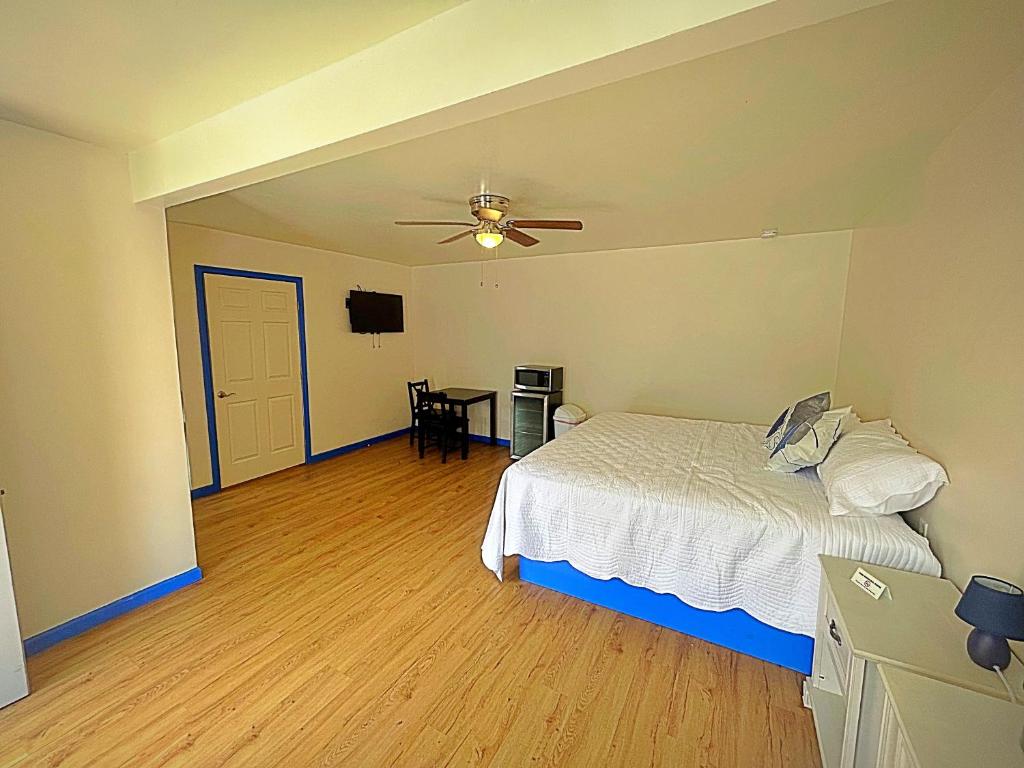 Applecover Inn RV Park