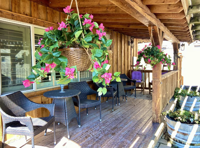 Holiday Lodge, Motel & Campground