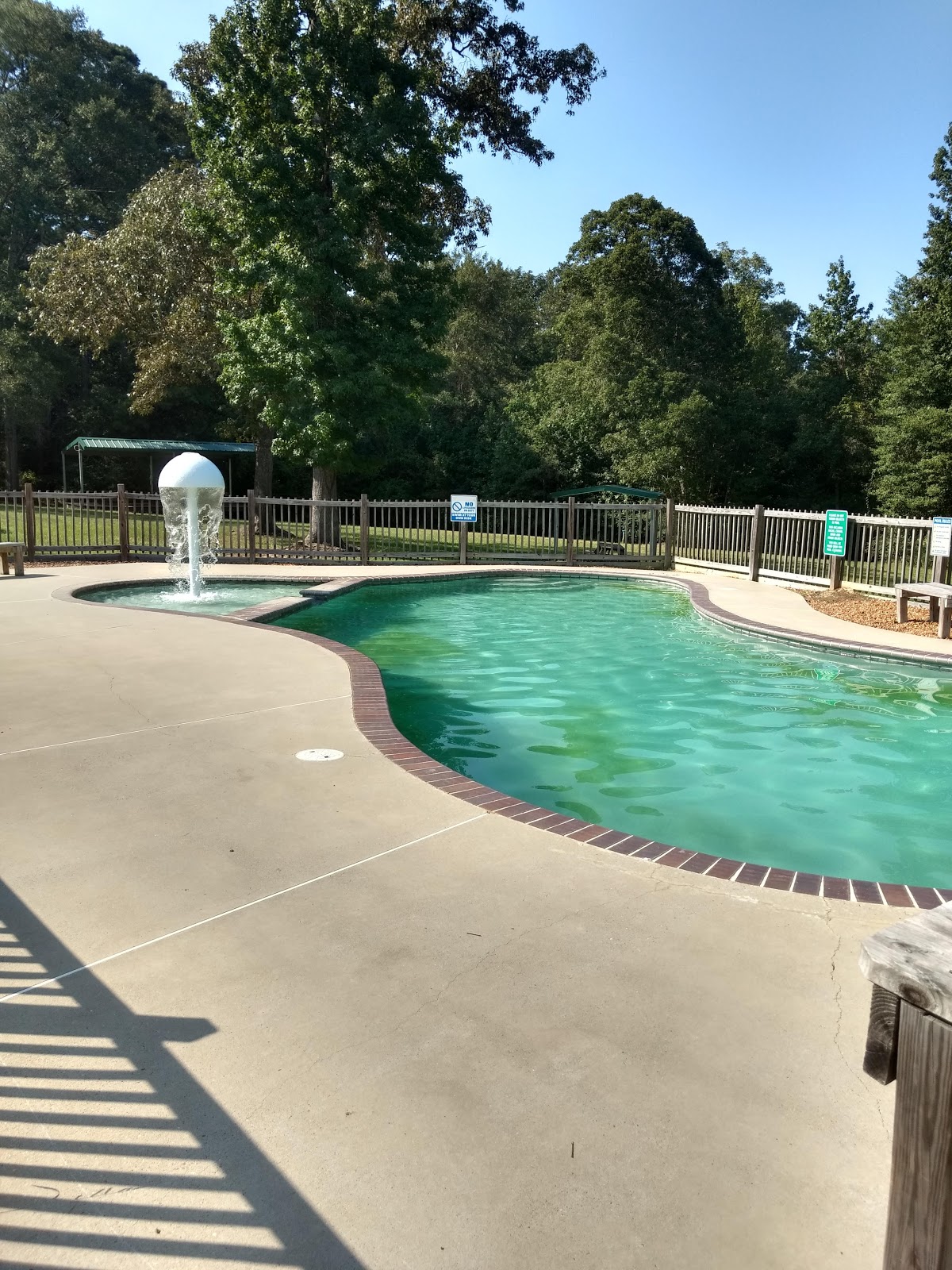 Whispering Creek RV Park