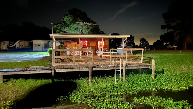 Bud's RV Park & Marina