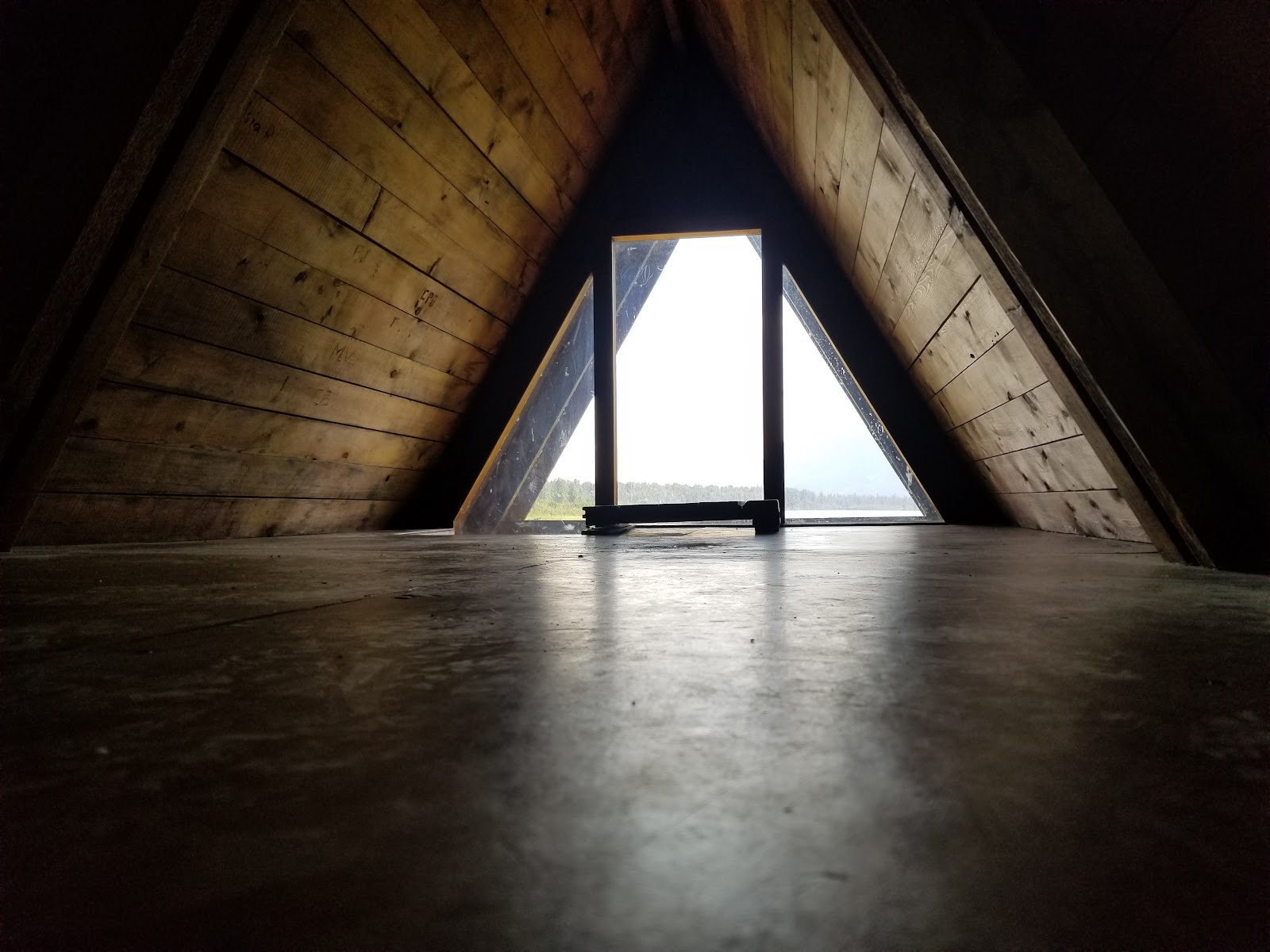 Twin Lakes Cabin (AK)