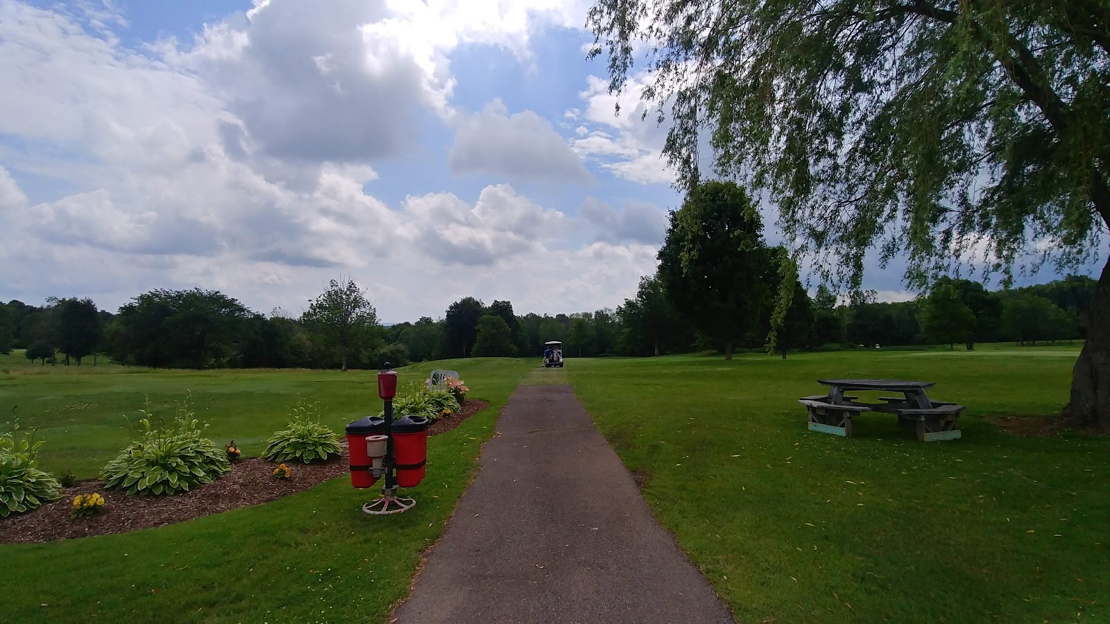 Rolling Acres Golf Course & Campground