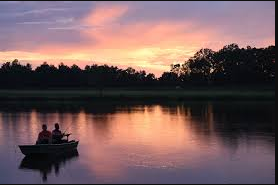 Two Moons Rising Country Lodge