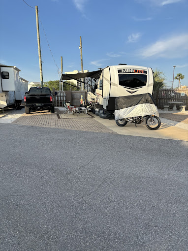 Playa del Rio RV Park