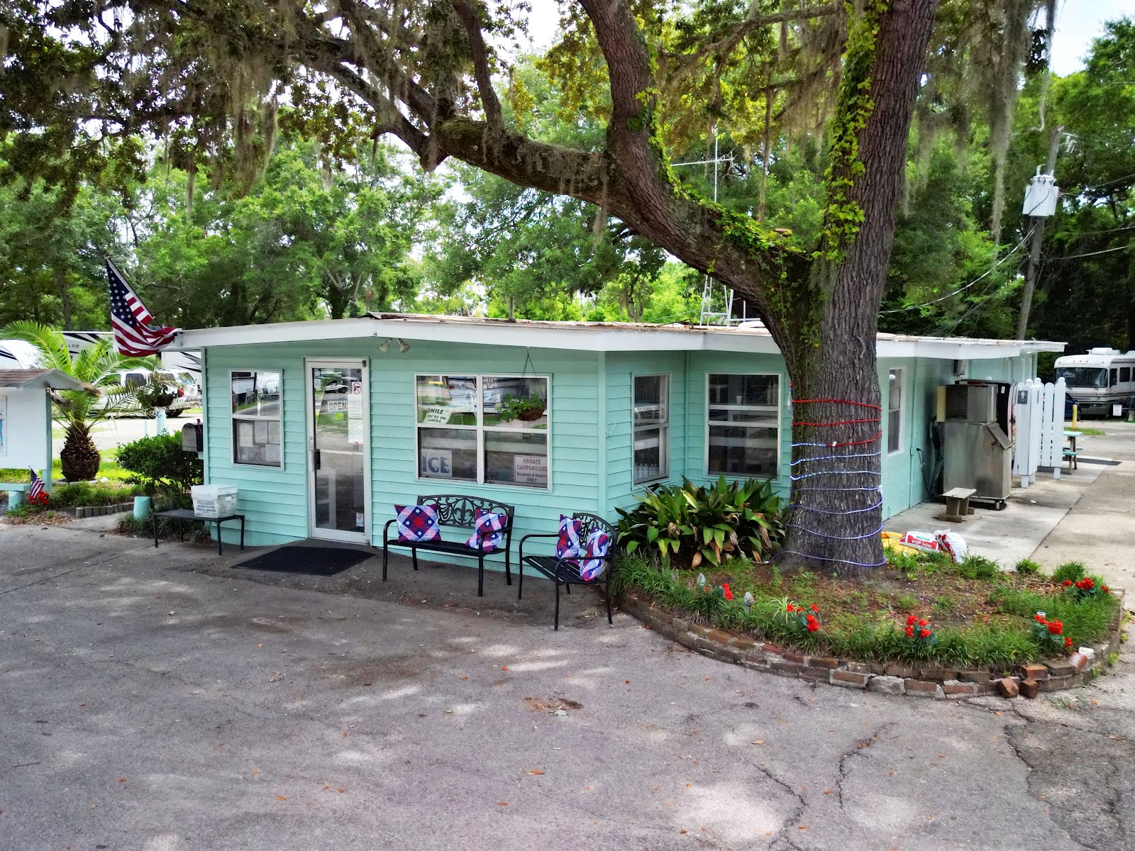 Baywood RV Park and Campground Inc