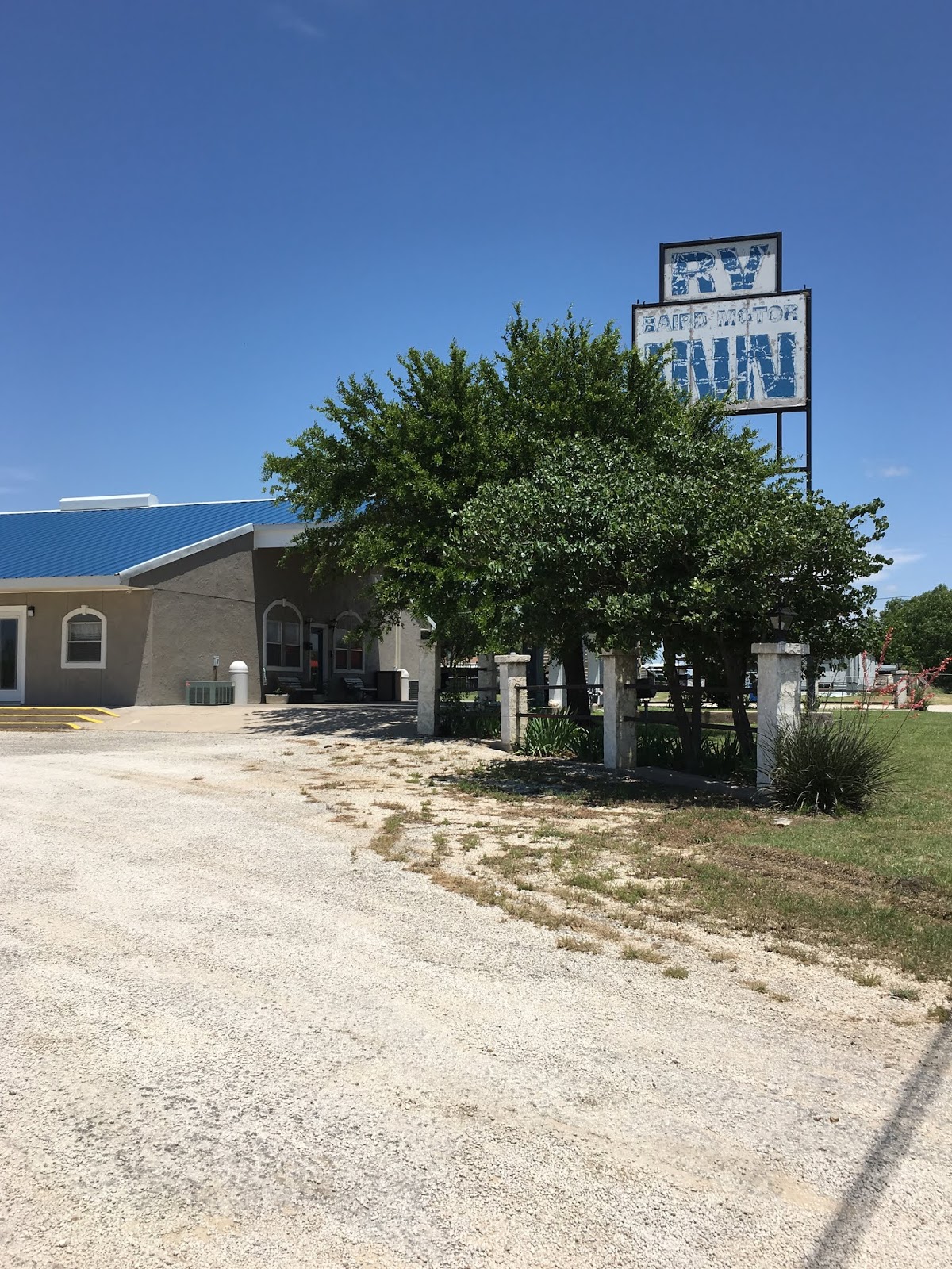 Baird Motor Inn and RV Campground