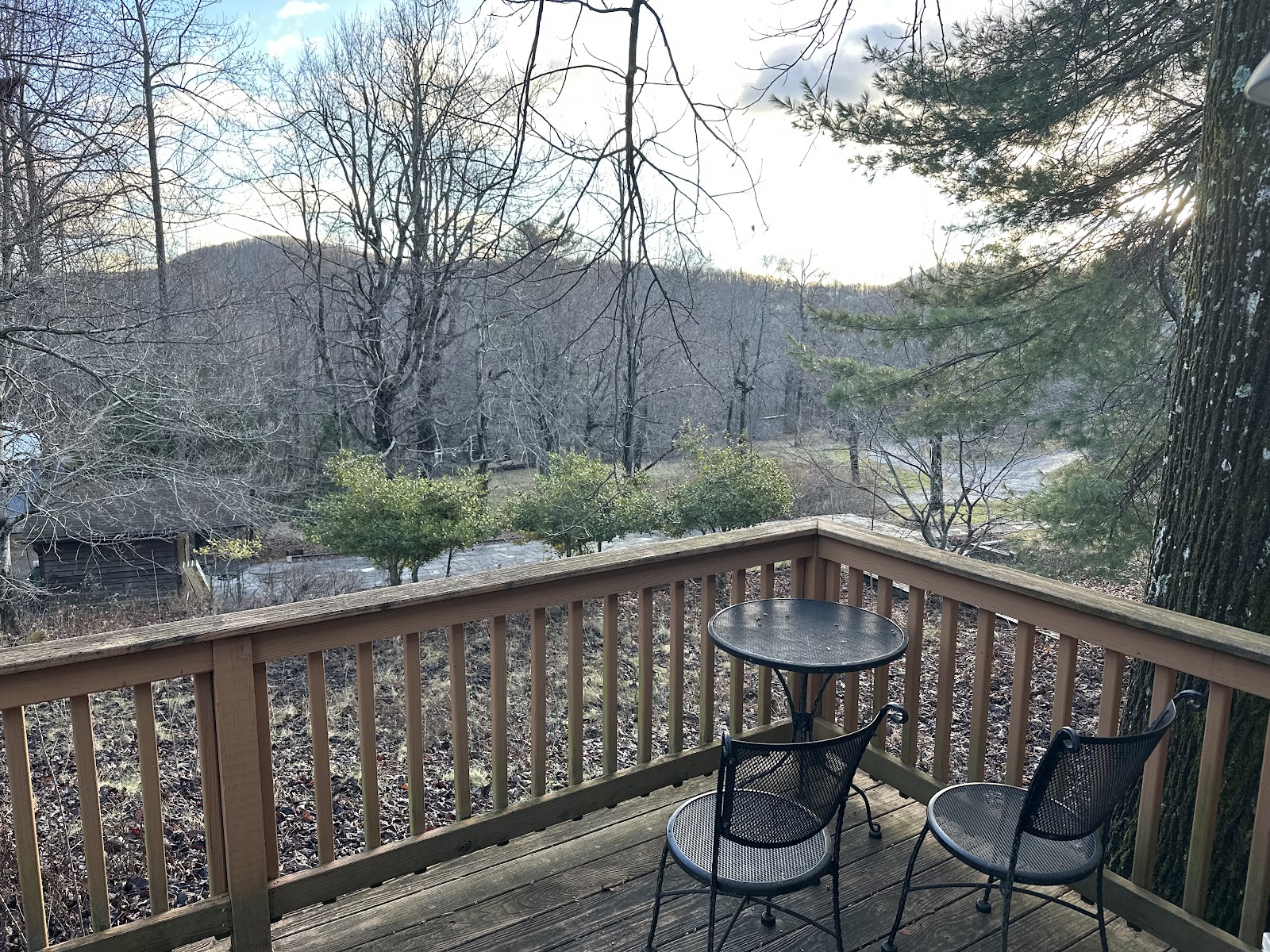 Love Ridge Mountain Lodging Camping