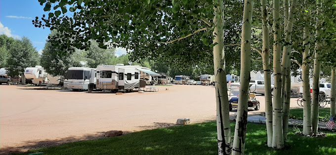 Palisades Senior RV Park (55+ park)