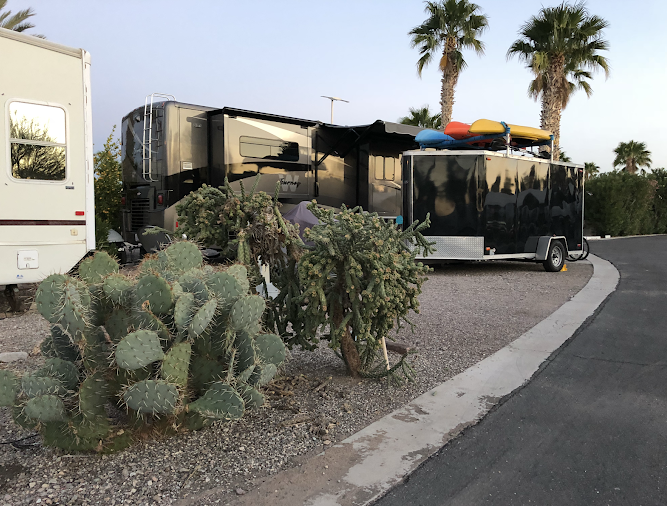 Holiday Palms RV Park