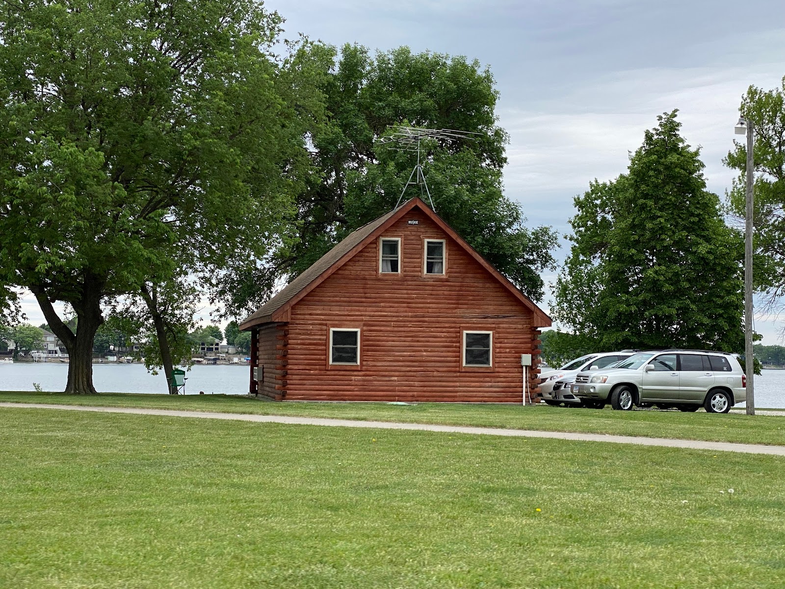 Featherstone County Park