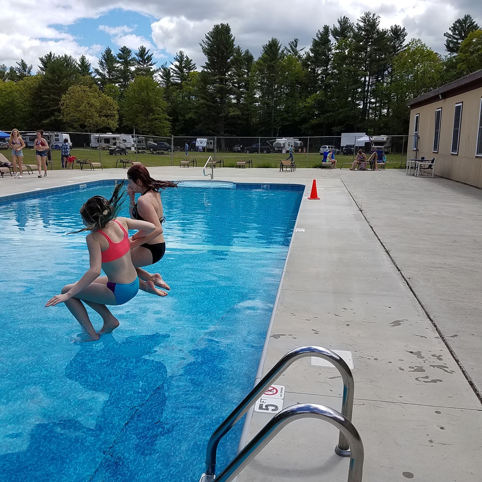 Salmon Falls River Camping Resort