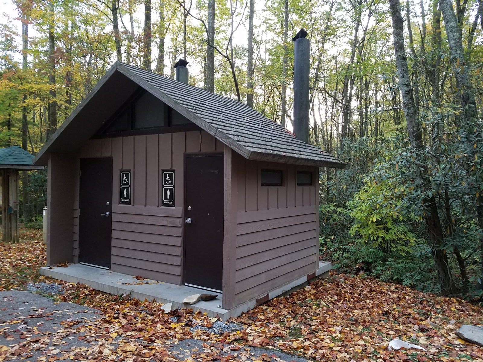 Round Mountain Campground