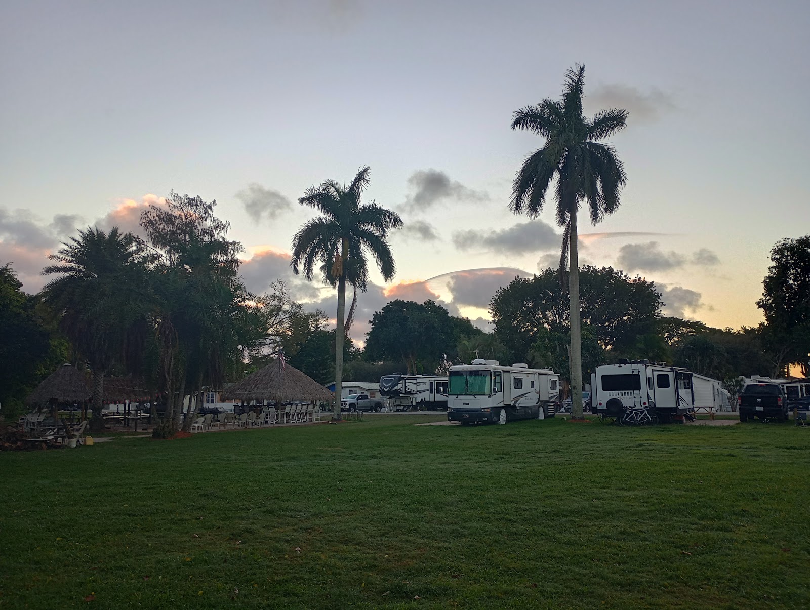 Crooked Hook RV Resort