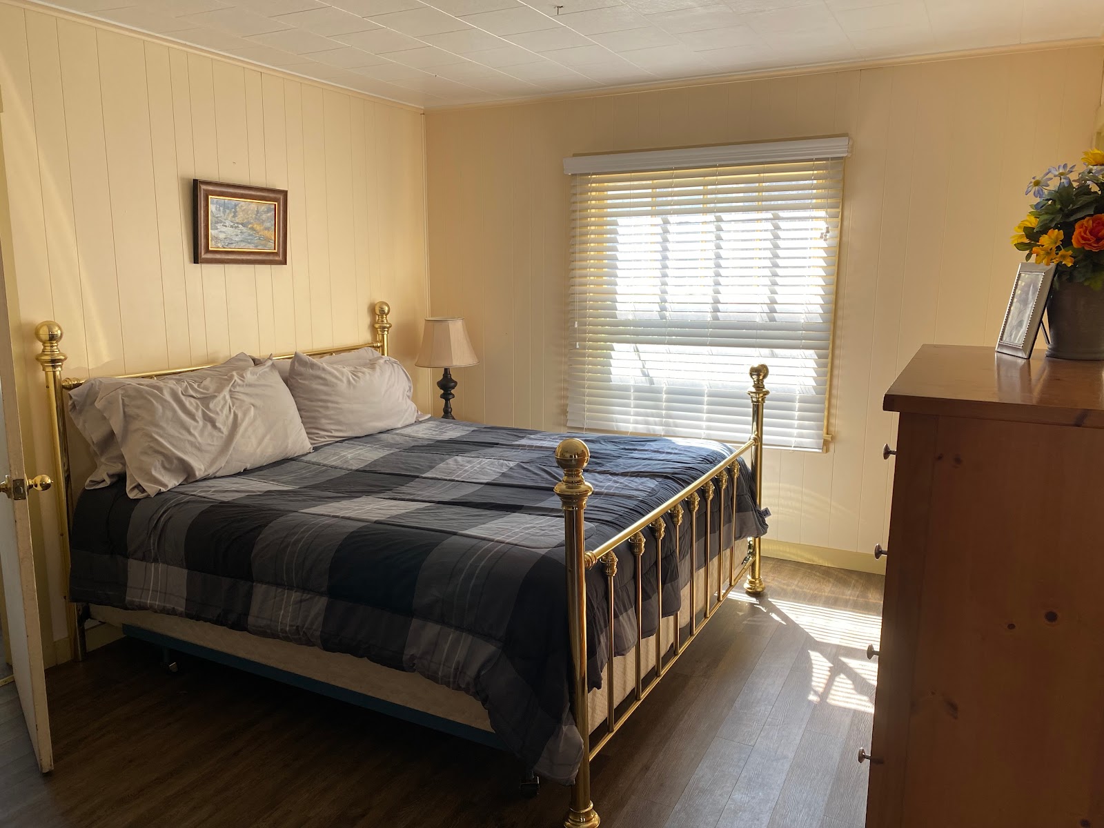 Narrows Lodge Resort