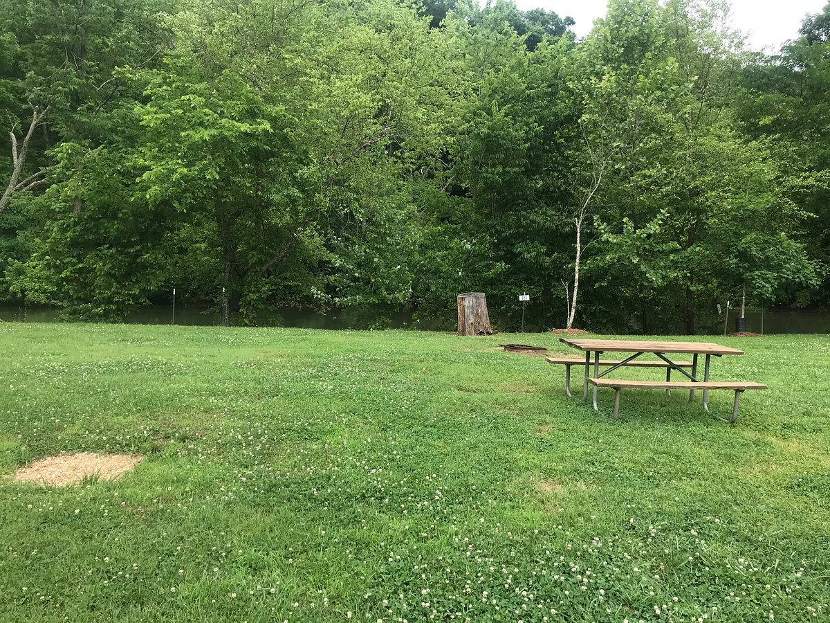 Lyons Landing and Travel Trailer Park