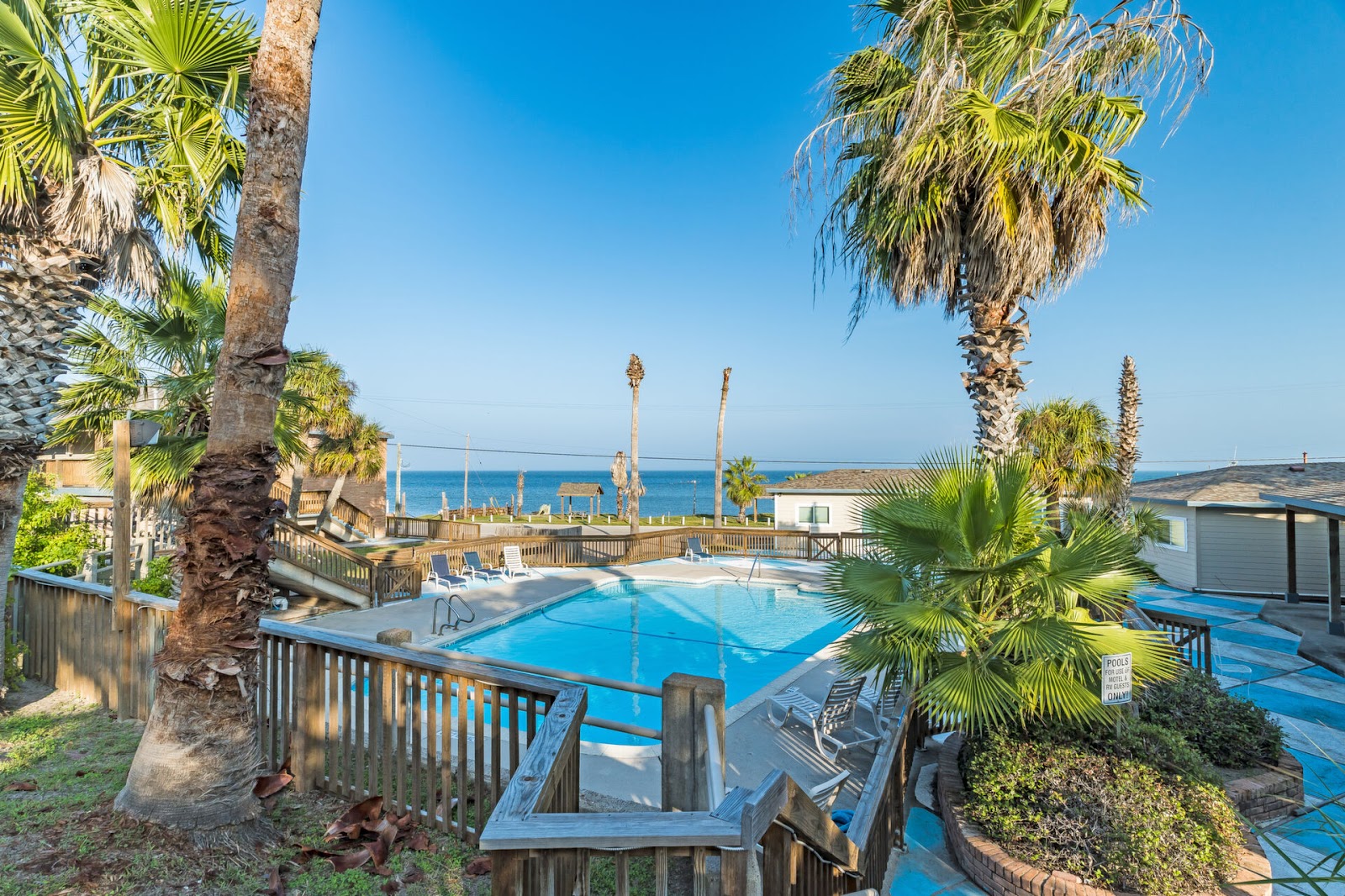 Sandollar Resort and RV Park