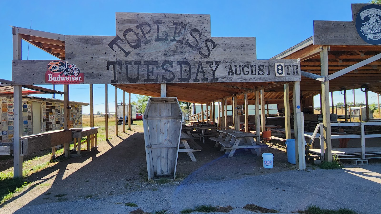 Stoneville Saloon and RV Park