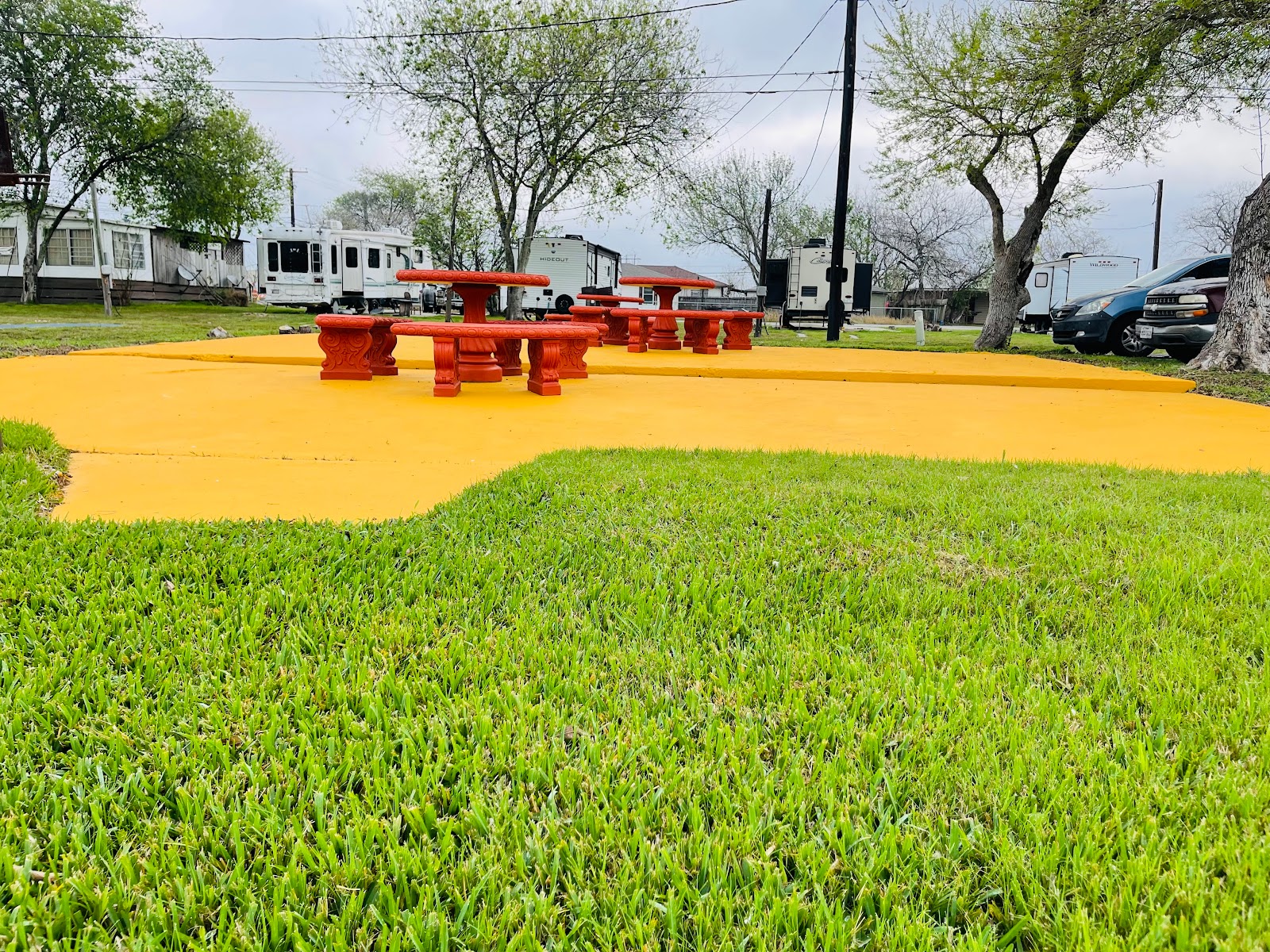 Leopard Mobile Home & RV Park