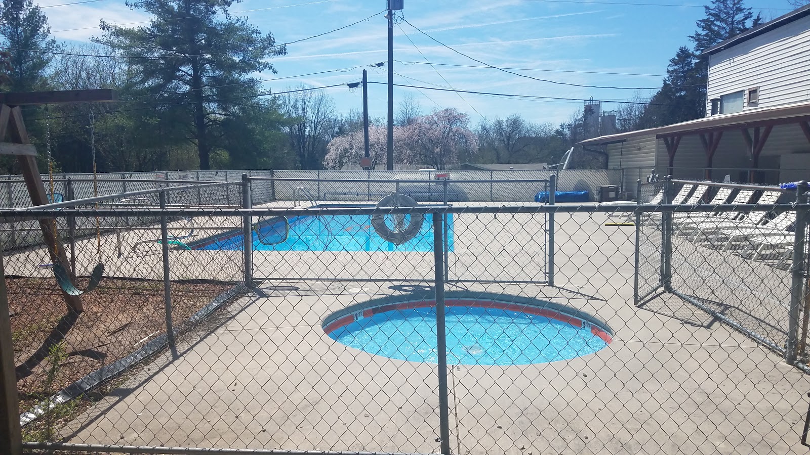 Volunteer Park Family Campground