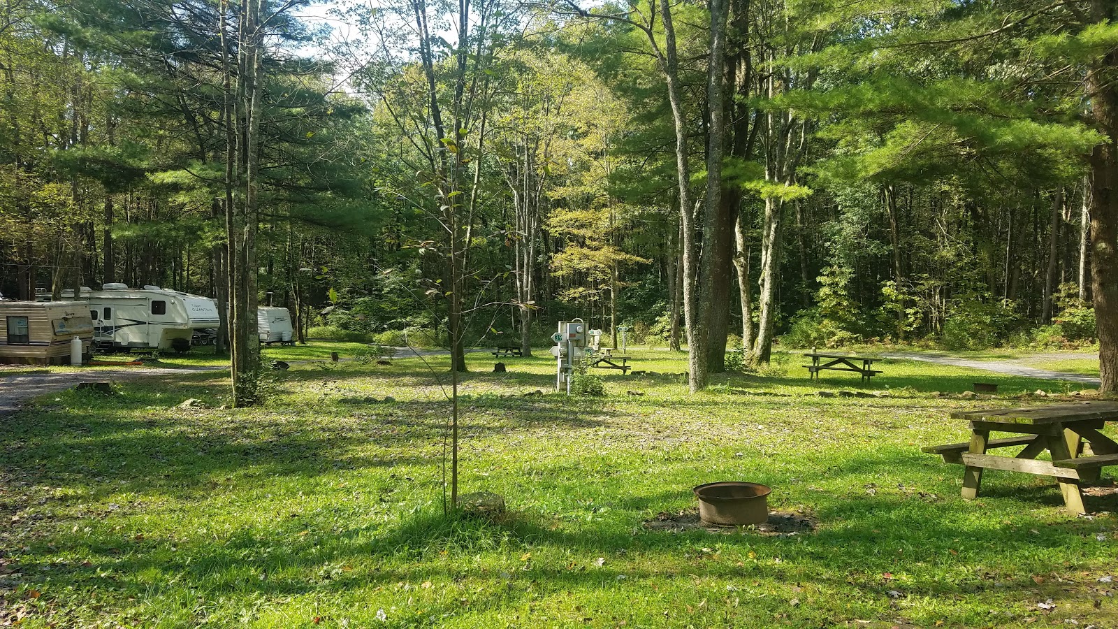 Holiday Pines Campgrounds