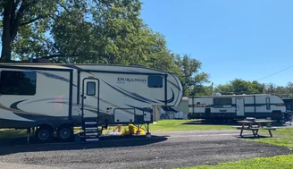 Alverthorpe Private Park Camping