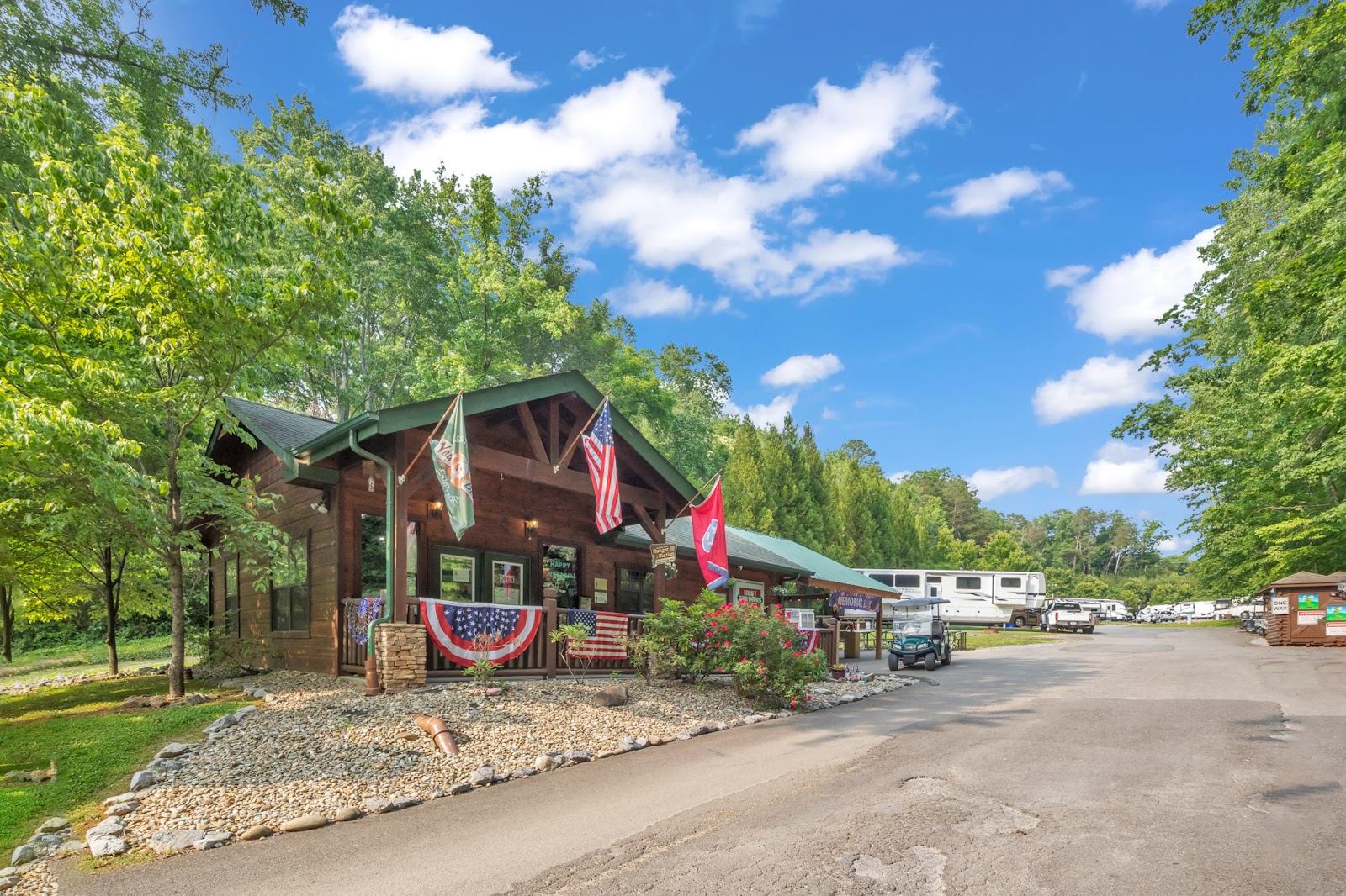Great Smoky Jellystone Camp Resort
