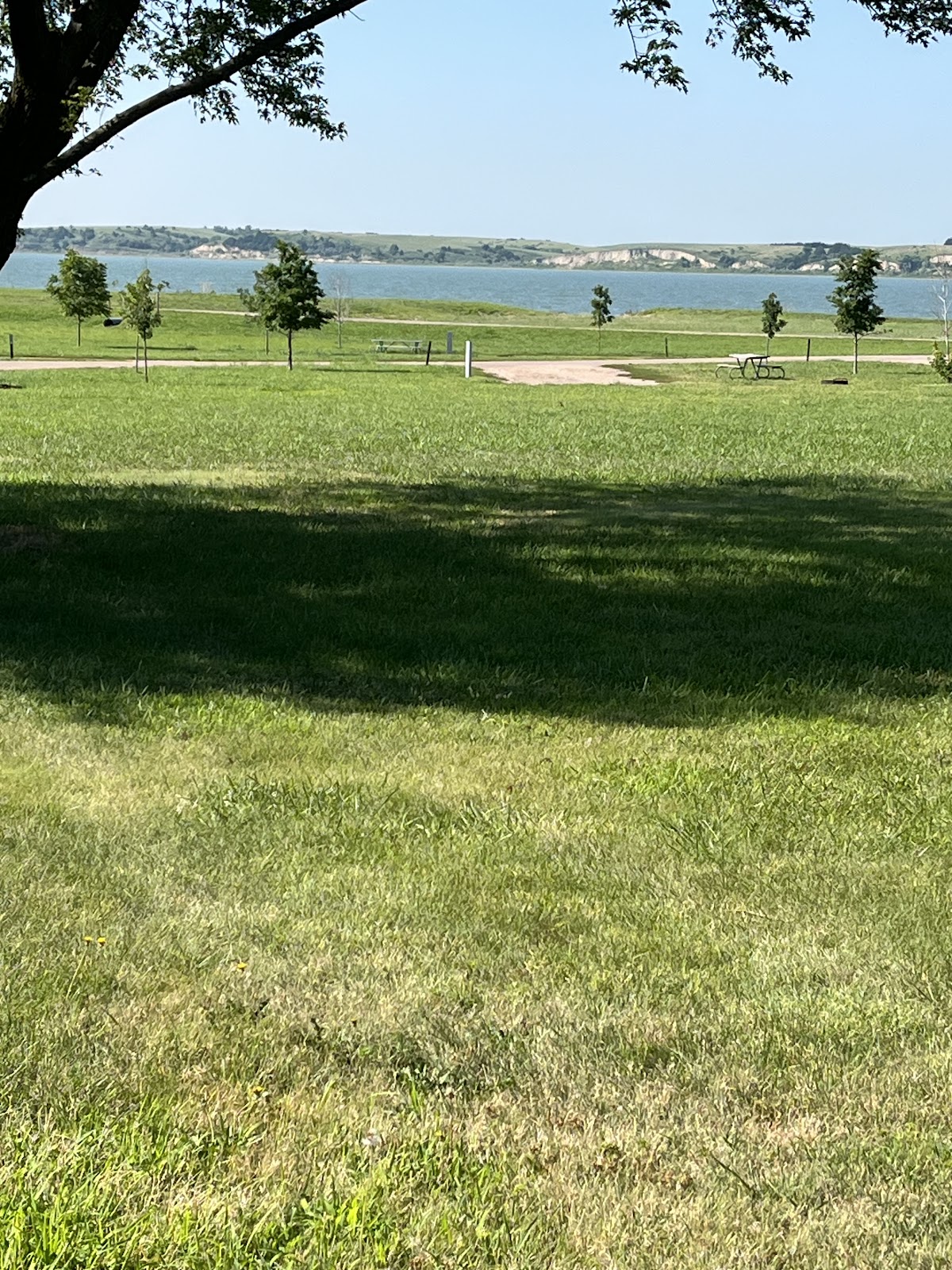 COE Harlan County Lake Methodist Cove Campground