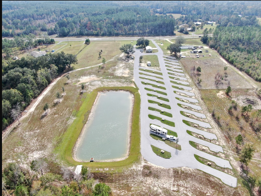 Holmes Creek Camping & RV Resort