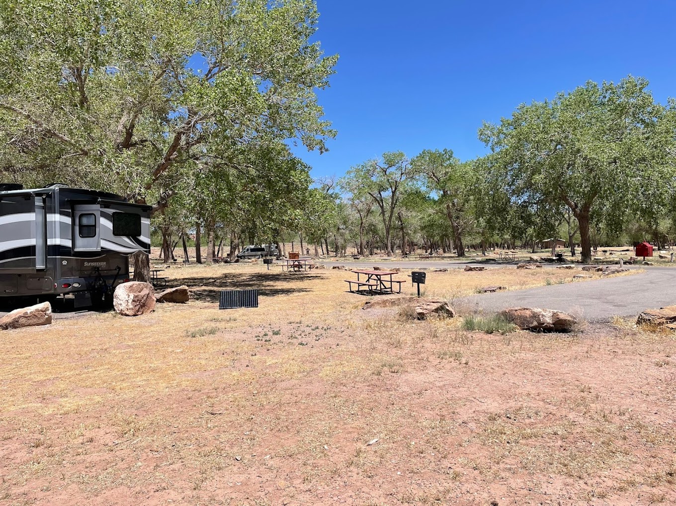 Canyon De Chelly National Monument - Cottonwood Campground