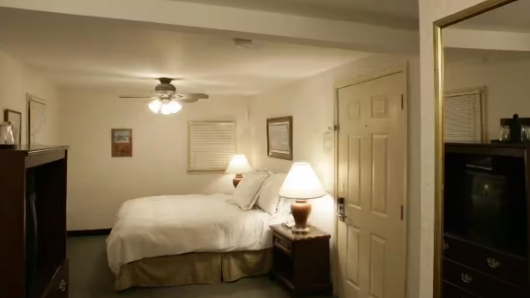 Beaumont Hotel & RV Park