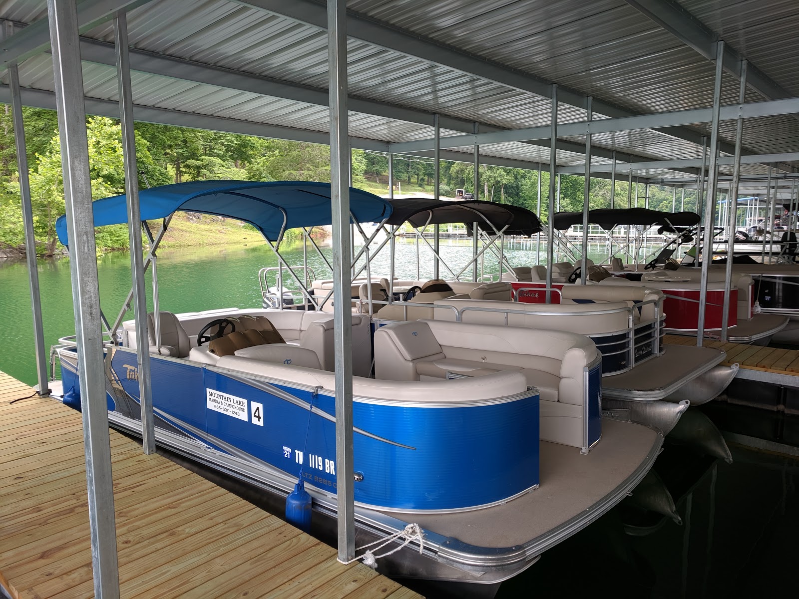 Mountain Lake Marina and Campground