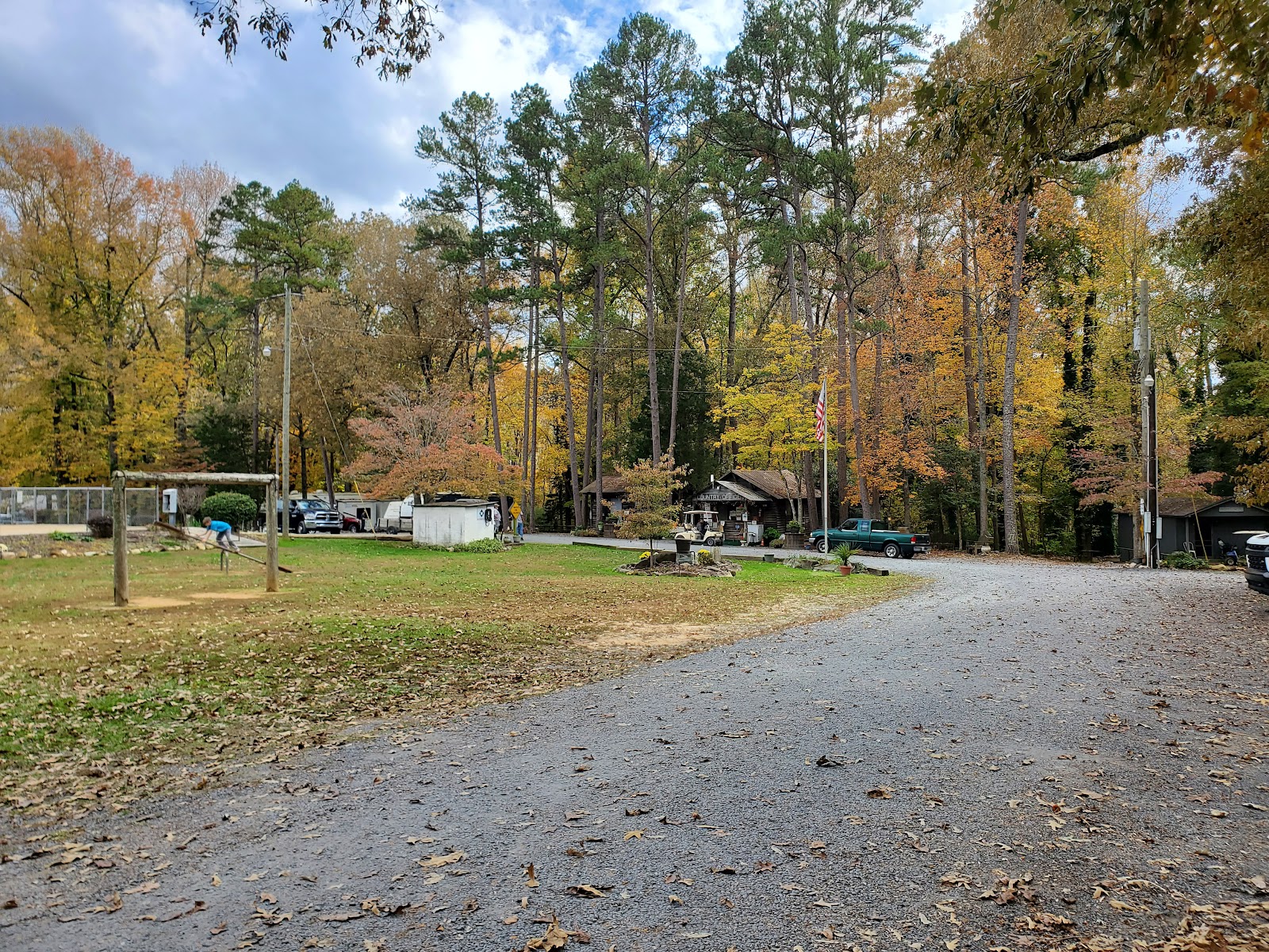 Holly Bluff Family Campground