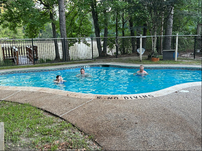 Lone Star Lakes RV Park