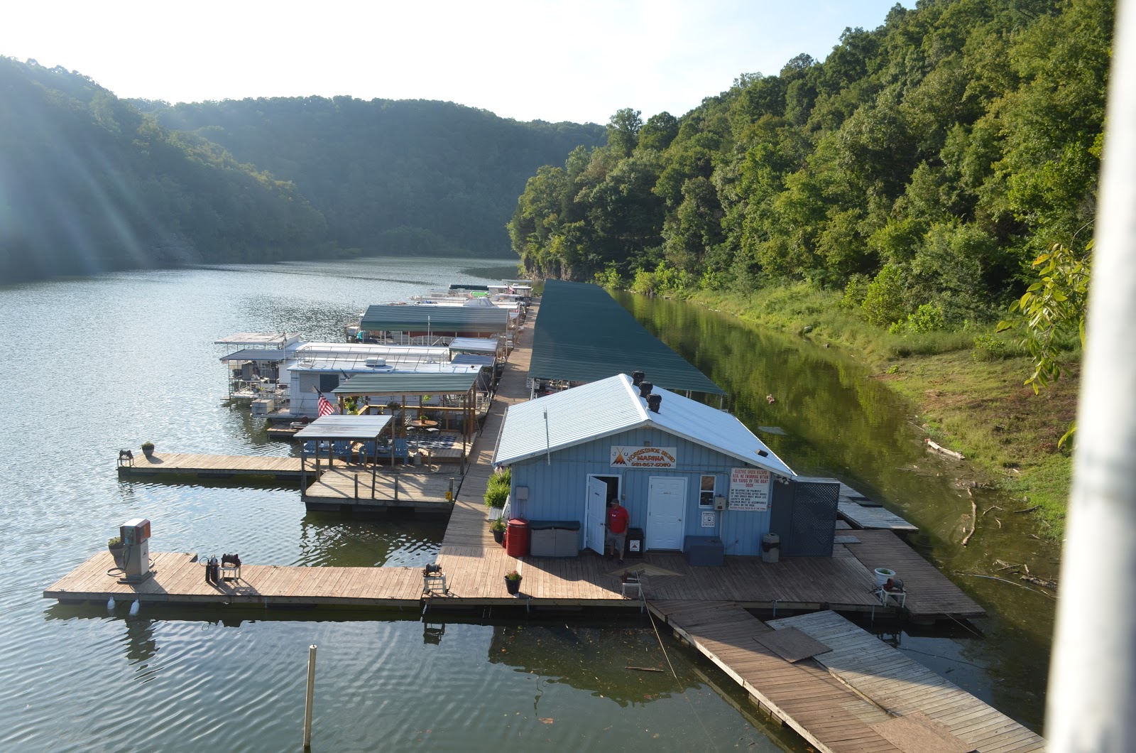 Horseshoe Bend Marina and Campground