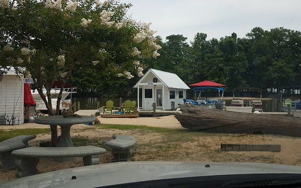 Lake Marion Resort & Marina