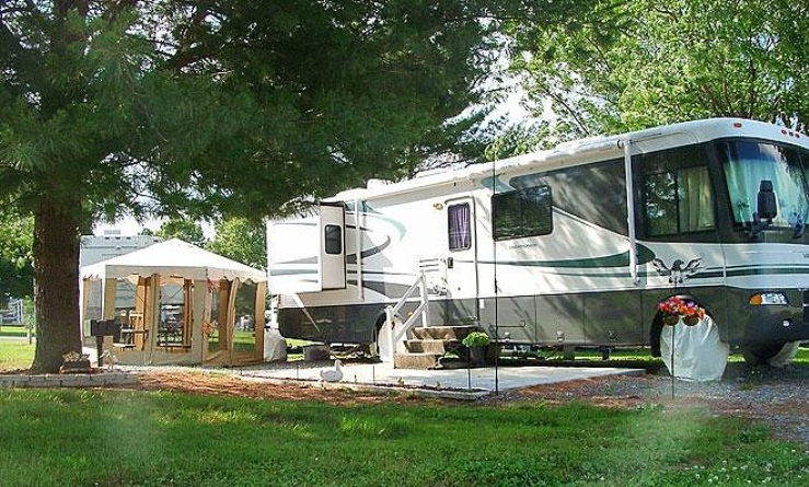 M & M Budget RV Park