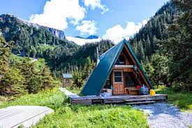 Swan Lake Cabin Petersburg