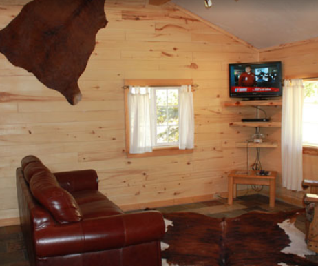 Blue Creek Lodge and Campground