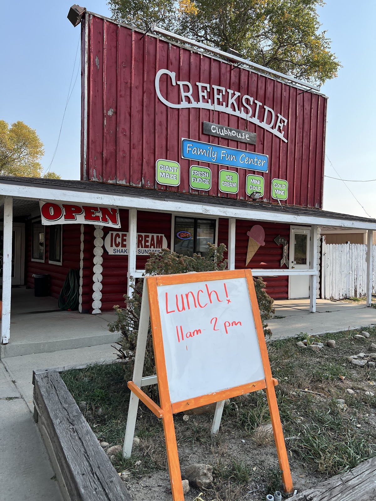 Creekside Clubhouse & Greens