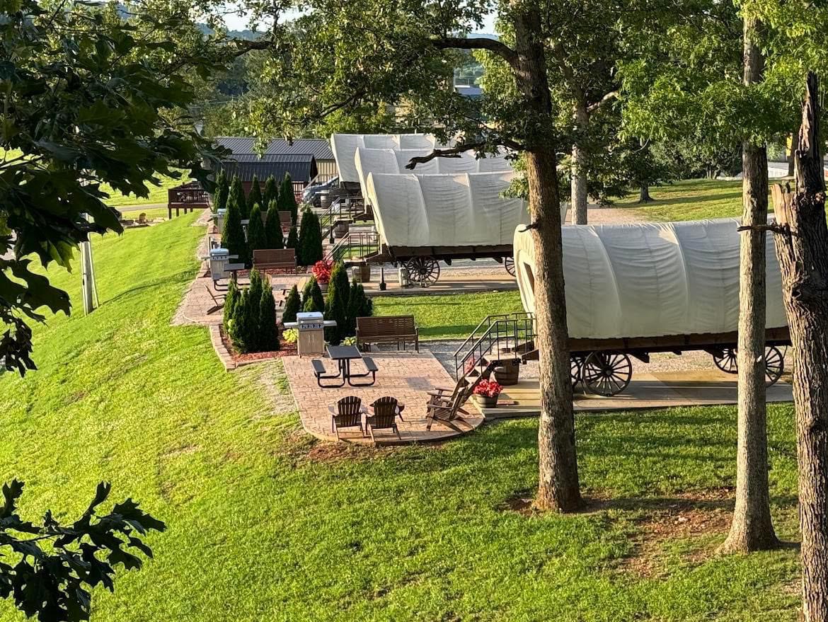 KOA Holiday Horse Cave