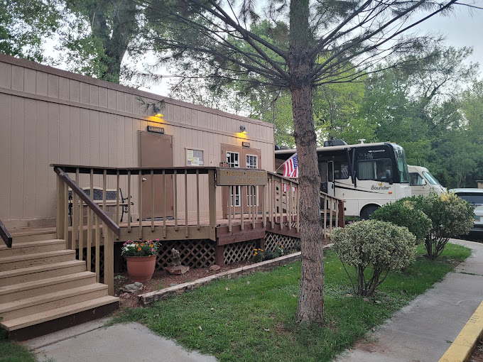 Page Springs Resorts